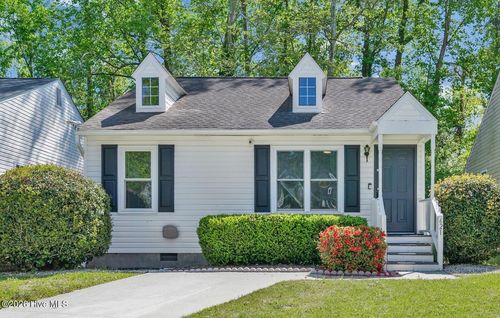 621 Varsity Dr, Wilmington, NC, 28403-8445 | Card Image