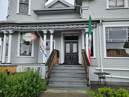 860 10th St, Arcata, CA, 95521-6232 | Card Image