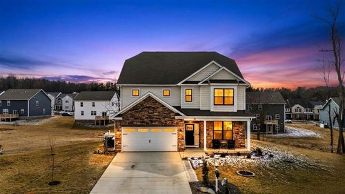 20 Avonwoods Ct, STAUNTON, VA, 24401-5815 | Card Image