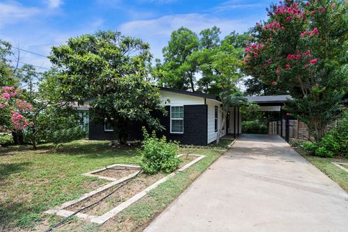 3002 Brinwood Ave, Austin, TX, 78704-6315 | Card Image