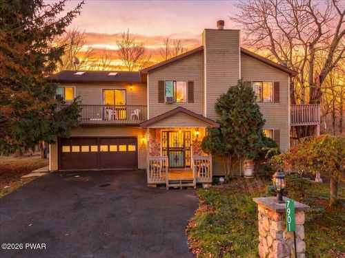 7901 Sleepy Hollow Dr, Coolbaugh Twp, PA, 18466-3385 | Card Image