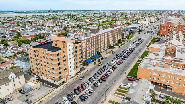 APT-204 - 661 W Broadway, Condo with 3 bedrooms, 2 bathrooms and null parking in Long Beach NY | Image 38