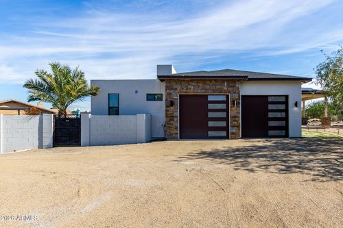 2311 N 58th St, Scottsdale, AZ, 85257-1911 | Card Image