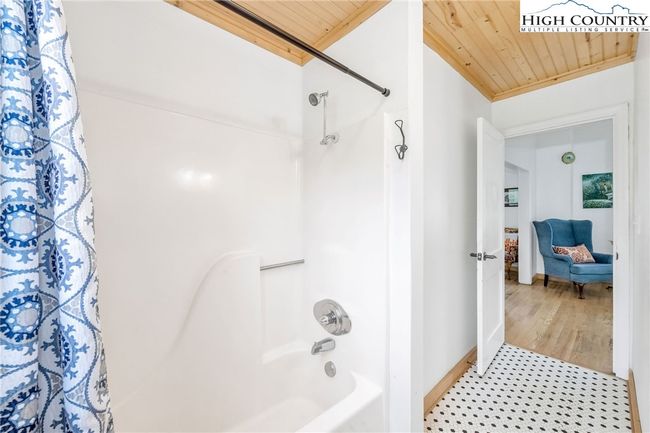 5691 Nc 194 N Highway, House other with 2 bedrooms, 1 bathrooms and null parking in Warrensville NC | Image 34
