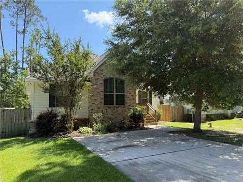 30058 East St, Lacombe, LA, 70445-3165 | Card Image