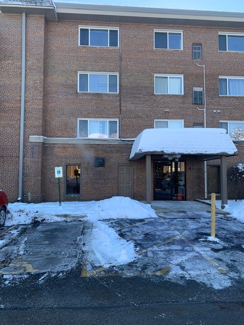 apt-104-2301 Beau Monde Ln, Lisle, IL, 60532-1585 | Card Image