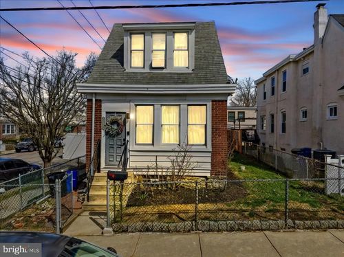 4260 Houghton St, PHILADELPHIA, PA, 19128-1723 | Card Image