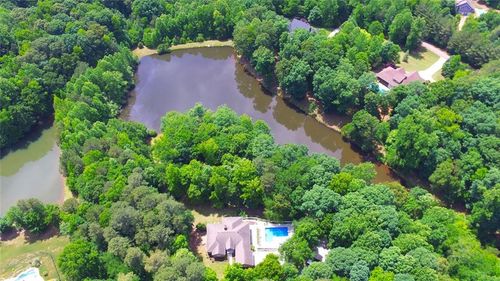 72 Lake Ct, Jefferson, GA, 30549-1831 | Card Image