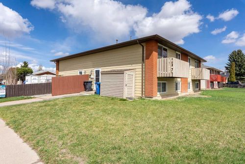 1-29 Meadowlark Blvd N, Lethbridge, AB, T1H4R4 | Card Image