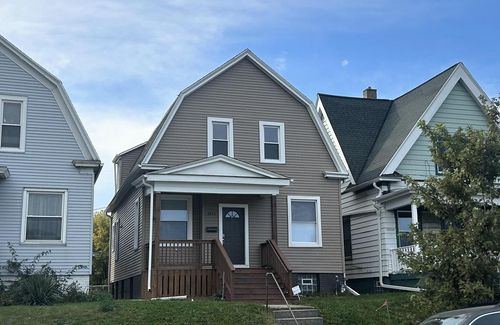 3343 N 8th Street, Milwaukee, WI, 53206 | Card Image