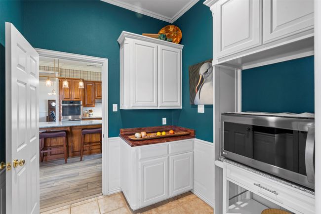 9825 Bringier Ct, House other with 4 bedrooms, 4 bathrooms and null parking in Granbury TX | Image 12