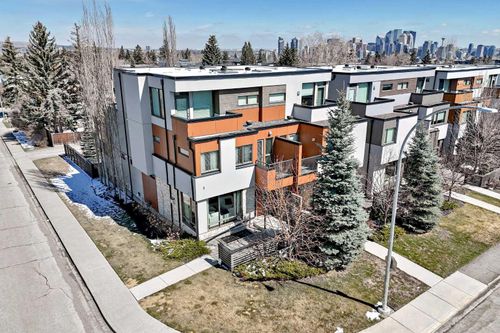 2142 28 Ave Sw, Calgary, AB, T2T1K5 | Card Image