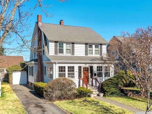 29 Thaxter Rd, Newton, MA, 02460-1230 | Card Image