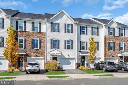 305 Spirit Way, Brick, NJ, 08723-3523 | Card Image