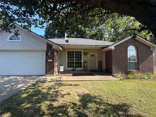 412 Red Oak Ln, Haughton, LA, 71037-9075 | Card Image