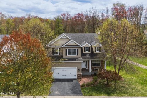 30 Pamela Ln, Saratoga Springs, NY, 12866-9070 | Card Image