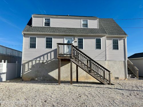 24 Richard Dr, Manahawkin, NJ, 08050-4222 | Card Image