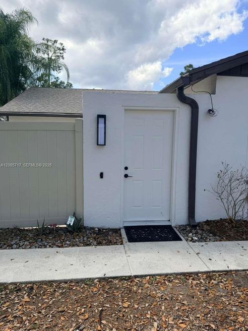 0-1350 Periwinkle Place, Wellington, FL, 33414 | Card Image