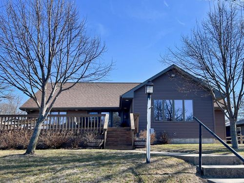 26313 212th Ave, Delhi, IA, 52223-8440 | Card Image