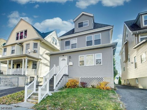 76 Amherst St, East Orange, NJ, 07018-2601 | Card Image