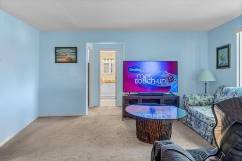 881-881 Skyline Dr, Coram, NY, 11727-3664 | Card Image