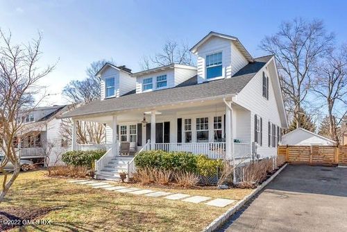11 Roosevelt Ave, Old Greenwich, CT, 06870-1810 | Card Image