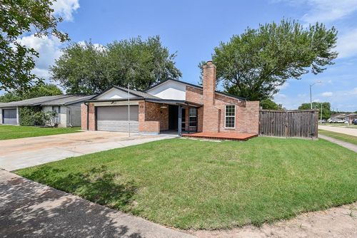 1102 Ashdale Dr, Sugar Land, TX, 77498-2701 | Card Image