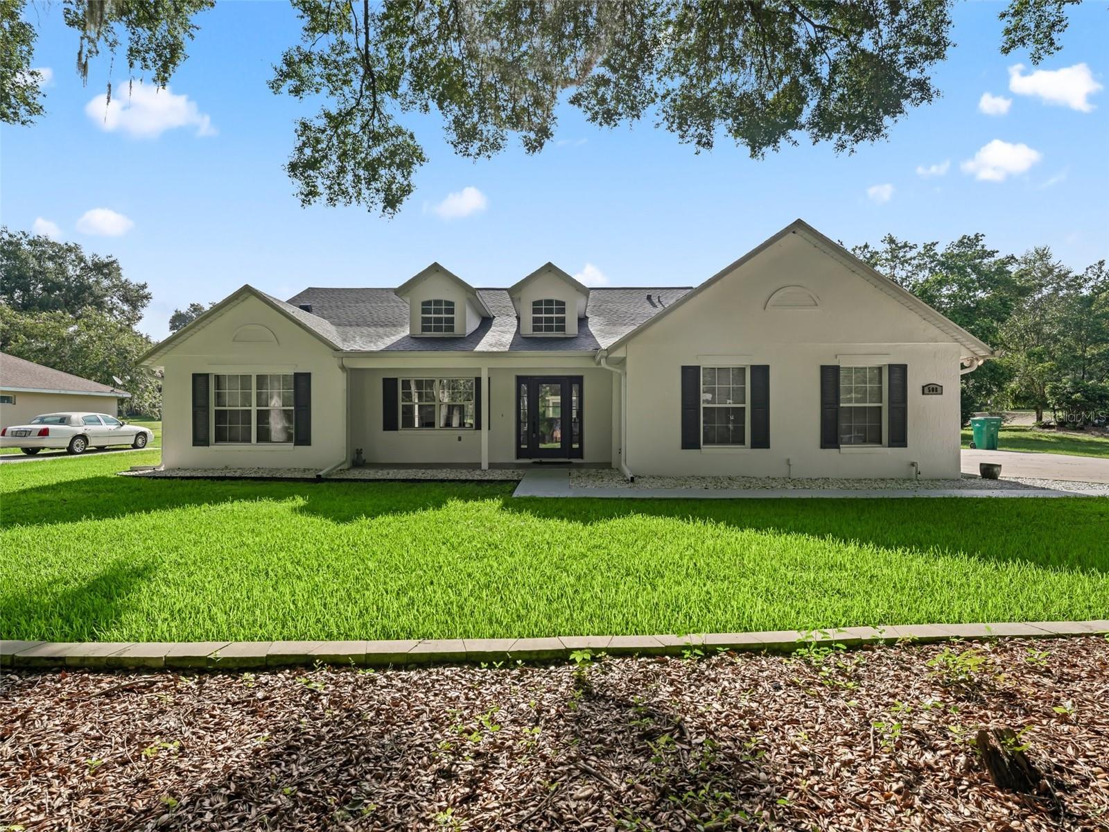 Dowling Cir, Lady Lake, FL 32159