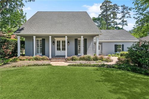 729 N Beau Chene Dr, Mandeville, LA, 70471-1615 | Card Image