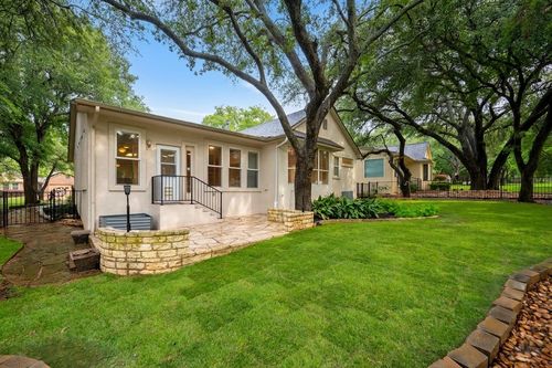 106 Elderberry St, Georgetown, TX, 78633-4727 | Card Image
