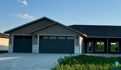 2-601 Mill Pond Rd, Rock Rapids, IA, 51246-2040 | Card Image