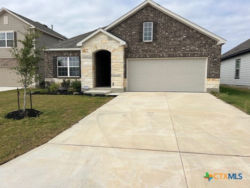 105 Beveridge Rd, Seguin, TX, 78155-3696 | Card Image