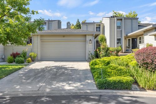 293 Castlewood Circle, Roseville, CA, 95678 | Card Image