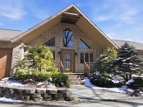 1511 W Hill Rd, Lincoln, VT, 05443-9800 | Card Image