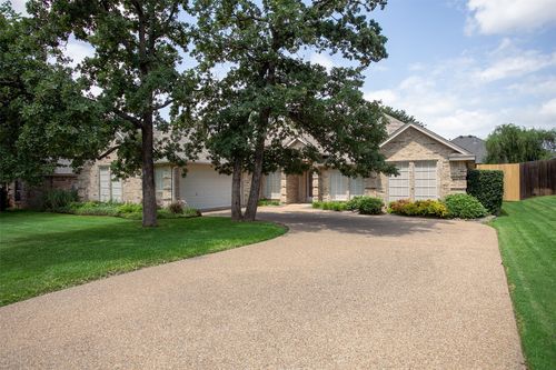 1015 Oak Hill Park, Kennedale, TX, 76060-5620 | Card Image