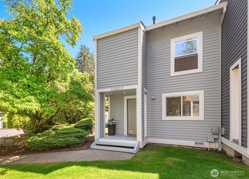 11807 Ne 105th Court, Kirkland, WA, 98033 | Card Image