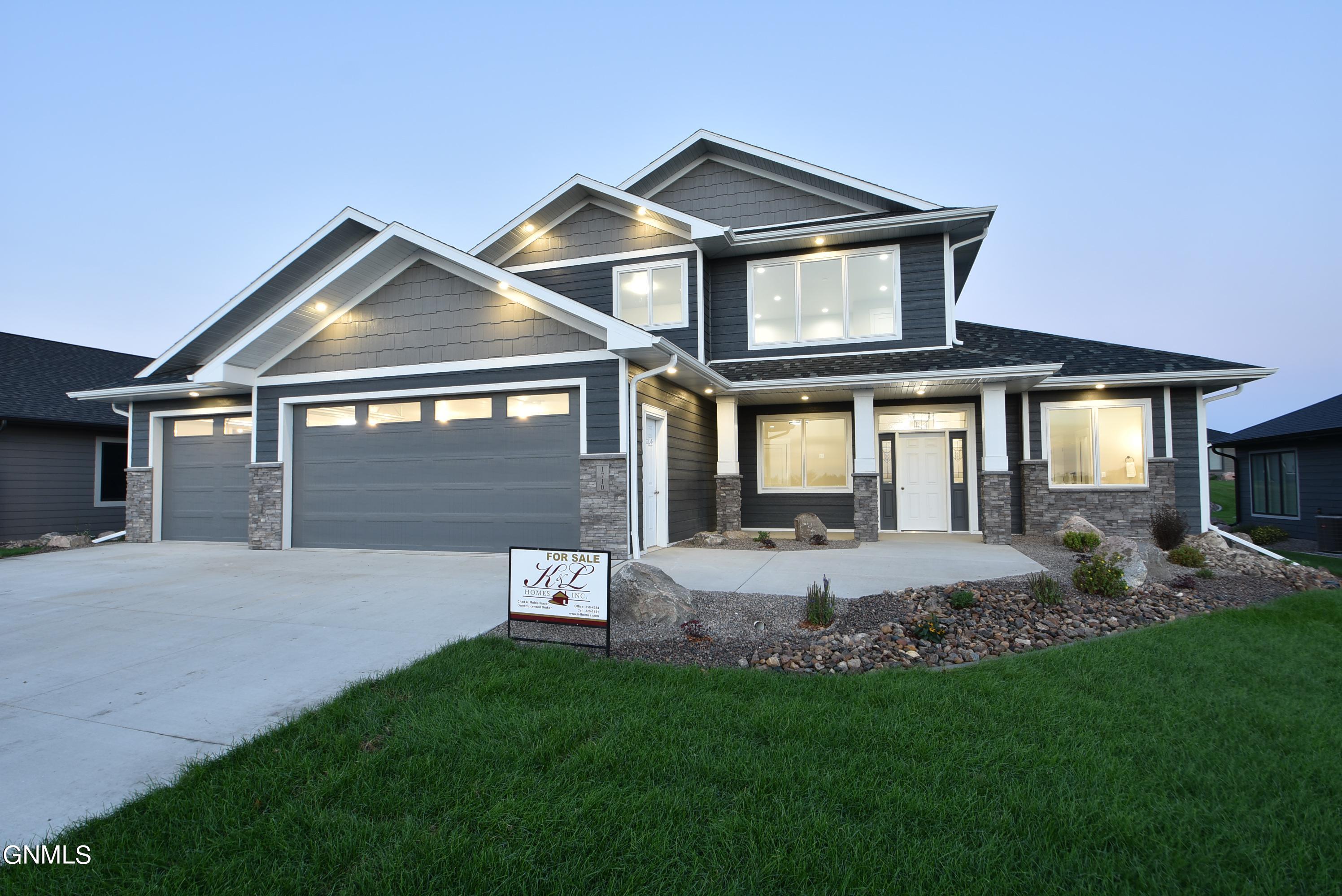 Community Loop, Bismarck, ND 58503