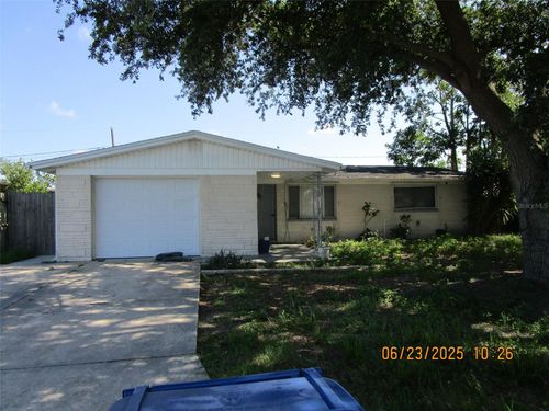 3911 Redwood Dr, HOLIDAY, FL, 34691-3565 | Card Image