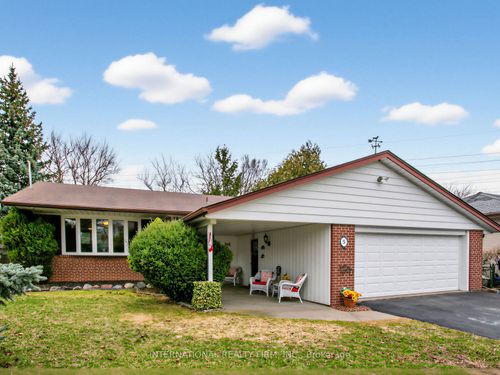 5 Castlebar Road, Etobicoke, ON, M8Z2J4 | Card Image