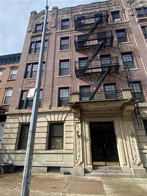 2b-116 Cambridge Pl, Brooklyn, NY, 11238-2450 | Card Image