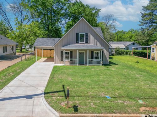 233 S Harrison St, Longview, TX, 75601-7153 | Card Image