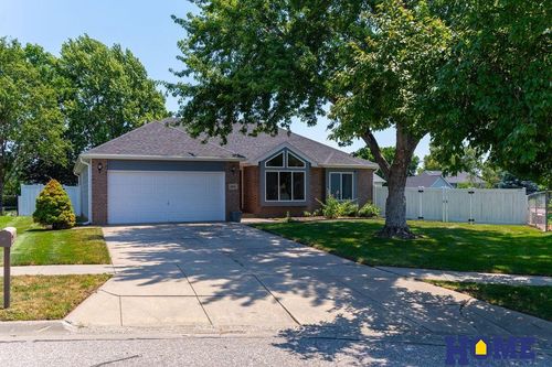 1841 Meadowlark Cir, Lincoln, NE, 68521-1570 | Card Image