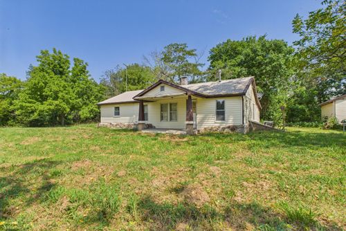 191 Gaddy Ln, Tecumseh, MO, 65760-7304 | Card Image