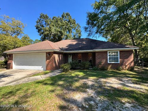 512 Pear Street, Ocean Springs, MS, 39564 | Card Image
