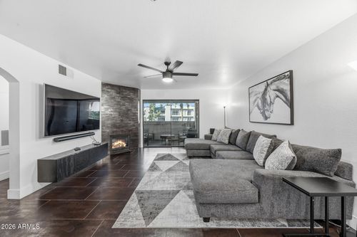 324-5104 N 32nd St, Phoenix, AZ, 85018-1473 | Card Image