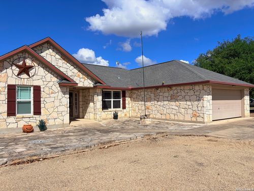 129 Rapids Cir, Bandera, TX, 78003-4753 | Card Image