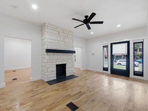1209 Kings Highway, Dallas, TX, 75208 | Card Image