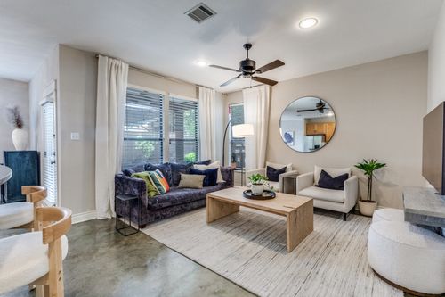 c-1318 Newning Ave, Austin, TX, 78704-1872 | Card Image