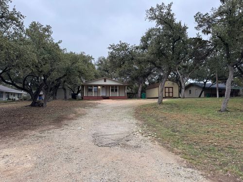3813 Red Bird Trl, Lago Vista, TX, 78645-8037 | Card Image