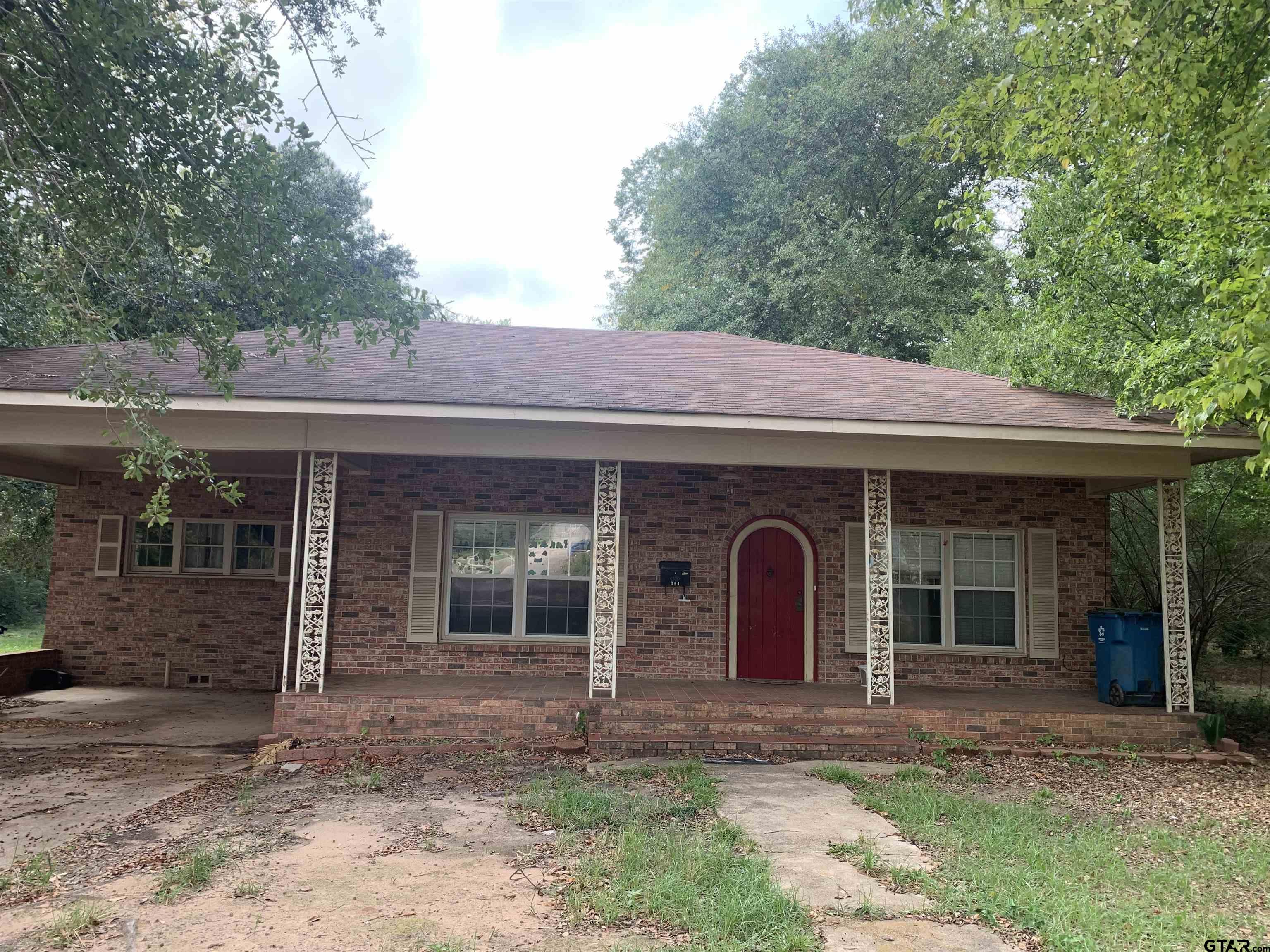 Barron St, Rusk, TX 75785